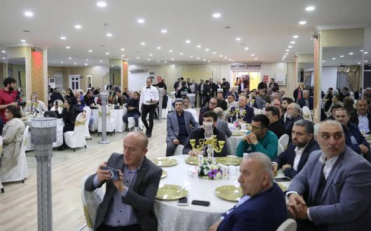 AK Parti Genel Başkan Vekili Numan Kurtulmuş: Türkiye 14 Mayıs\'ta tarihi bir seçime gidiyor