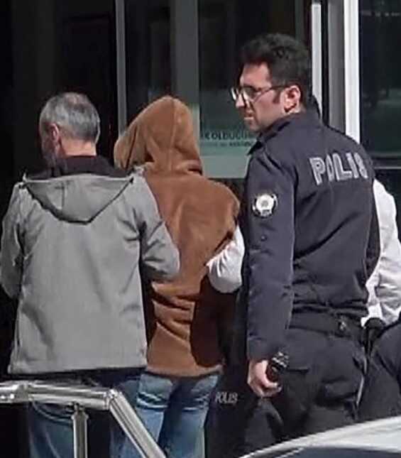 Baba azmettirmiş, oğlu öldürmüş Baba azmettirmiş, oğlu öldürmüş