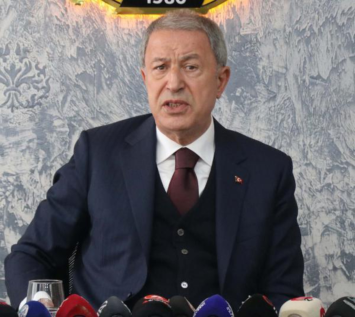 Milli Savunma Bakanı Hulusi Akar: Mehmetçiğin nefesi teröristlerin ensesinde