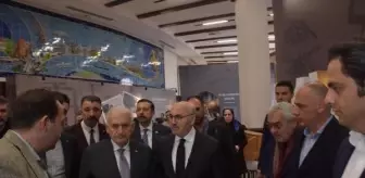 Binali Yıldırım İzmir'de İktisat Kongre Binasını İnceledi
