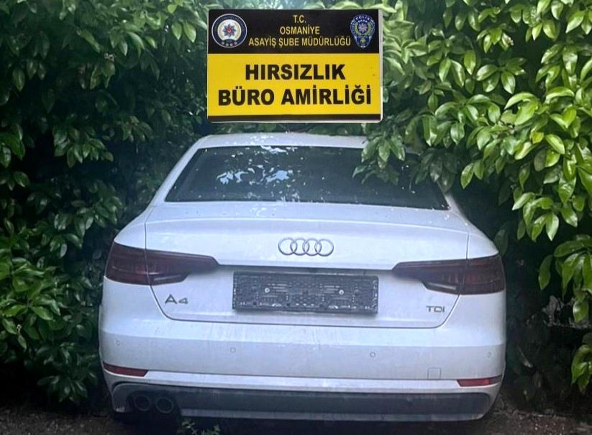 Osmaniye\'de çalınan otomobil Adana\'da terk edilmiş halde bulundu