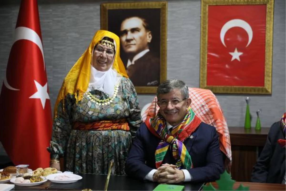 Gelecek Partisi Genel Başkanı Ahmet Davutoğlu: Siyaset Camiye ve Kışlaya Sokulmamalı