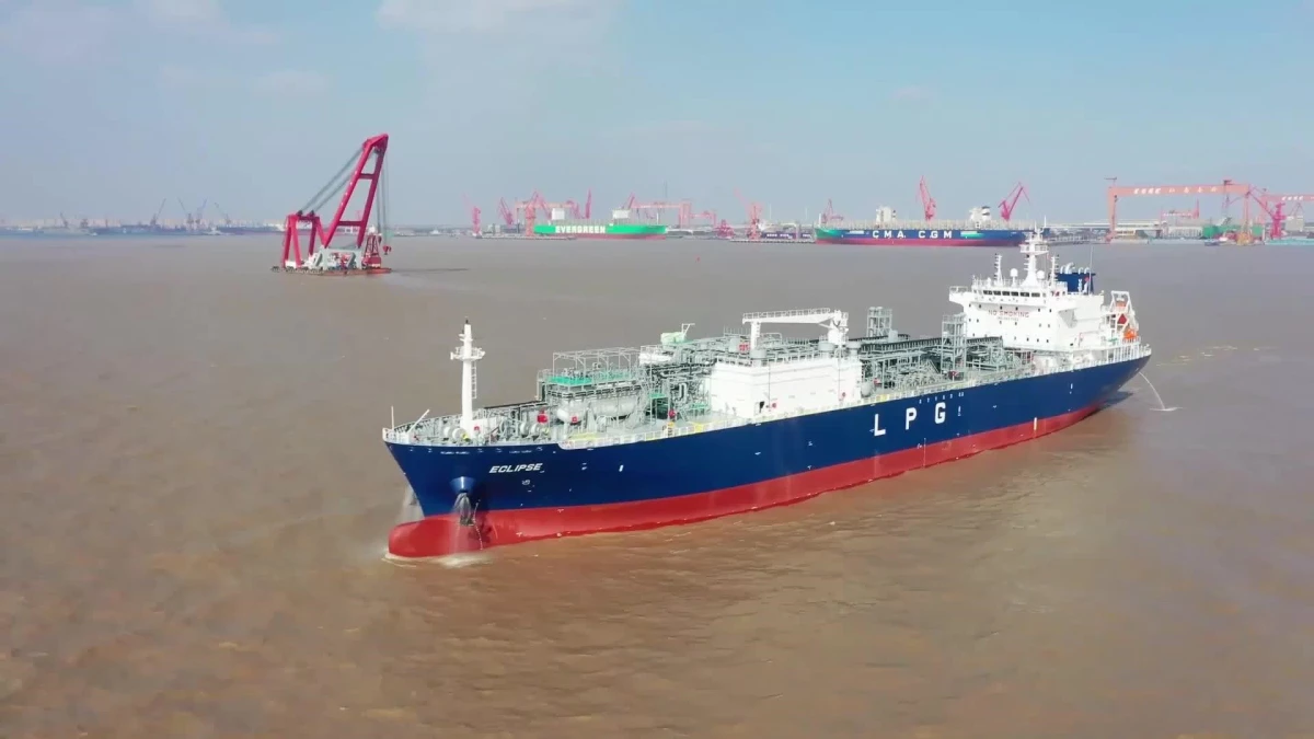 Çin, Petredec Globale dördüncü nesil bir VLGC tipi gemi teslim etti