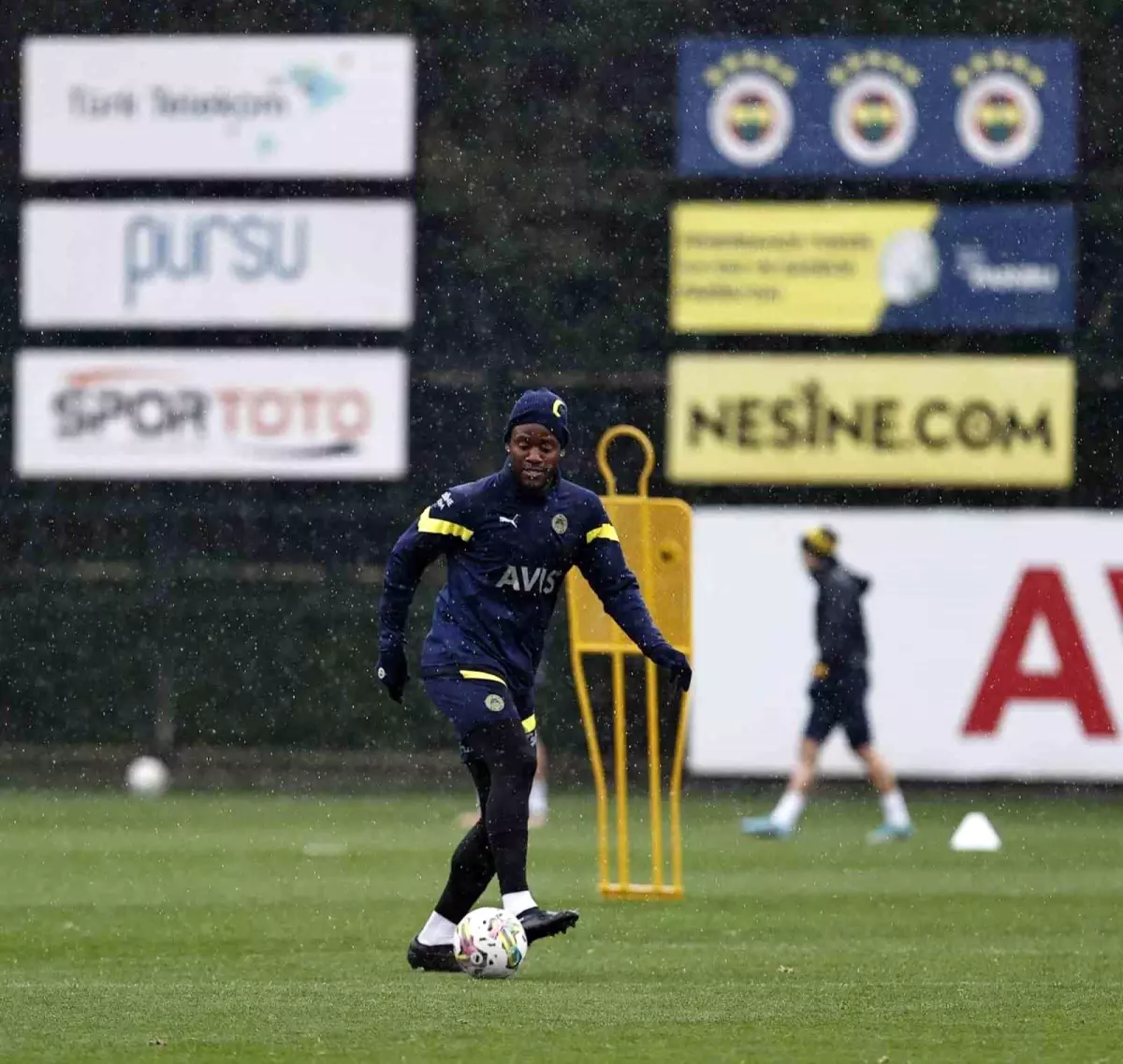 Fenerbahçe Sivasspor maçı hazırlıkları devam ediyor