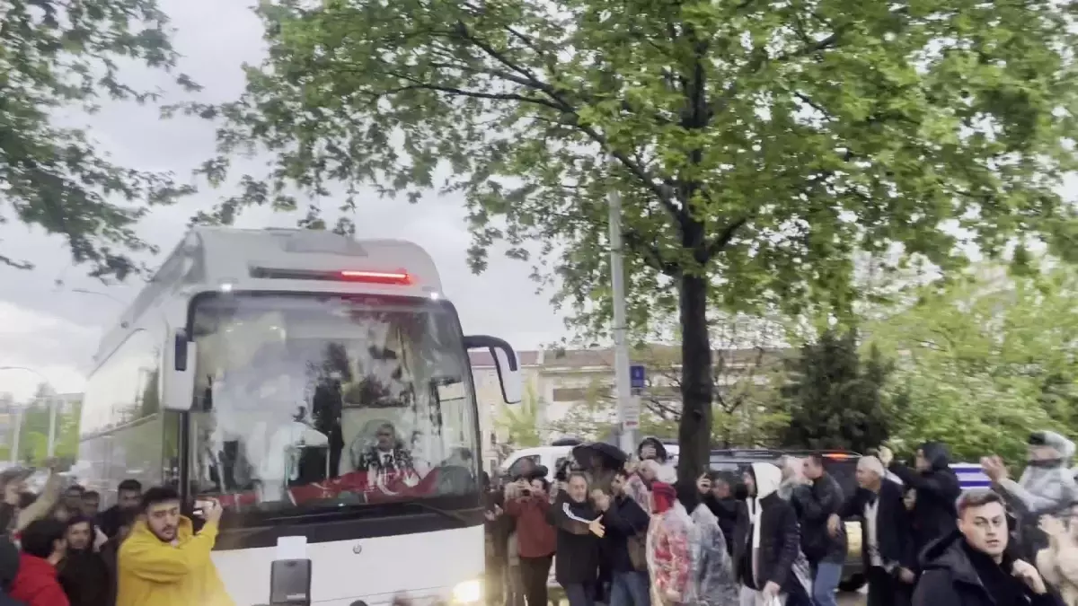 İstanbul Büyükşehir Belediye Başkanı Ekrem İmamoğlu Bursa\'da konuştu