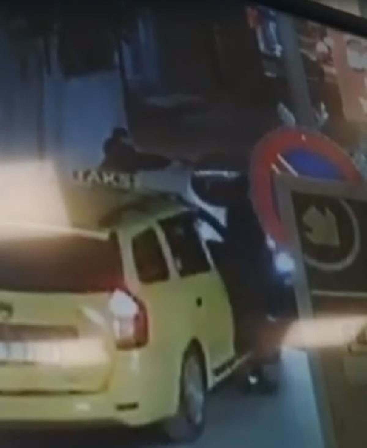 İzmir\'de silahlı saldırı sonucu bir kişi hayatını kaybetti