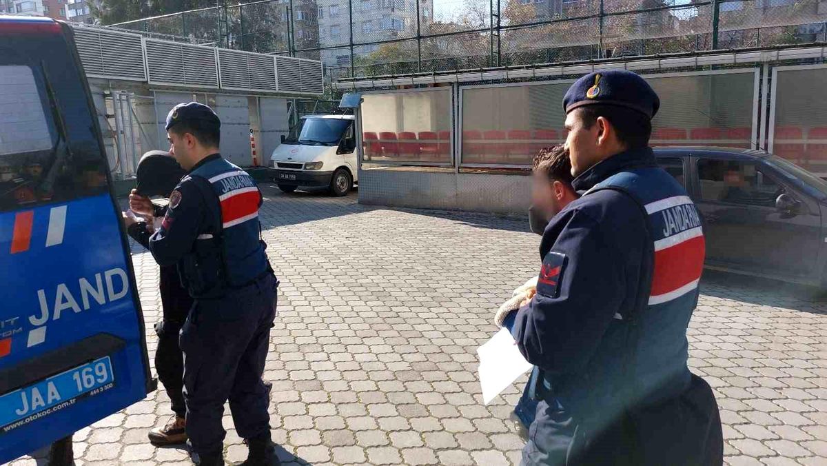 Denizli Jandarması, Emeklileri Kredi Vaadiyle Dolandıran Şebekenin Peşine Düştü