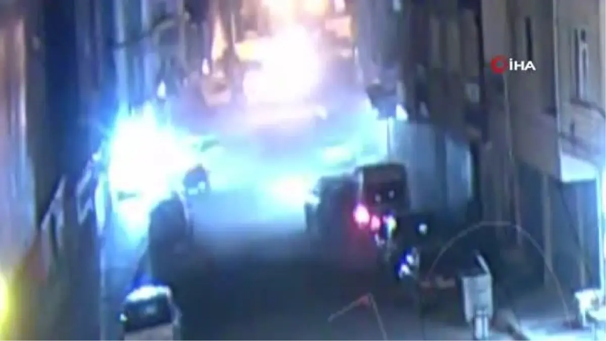 Çorum'da Kontrolden Çıkan Pikap 6 Araçla Çarpıştı