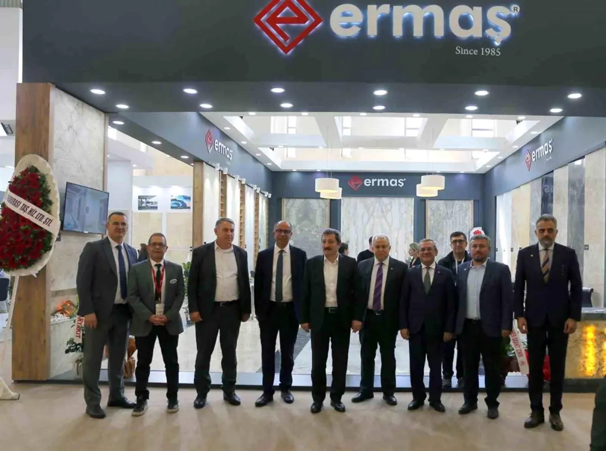 Muğla Valisi Tavlı Marble-İzmir fuarına katıldı