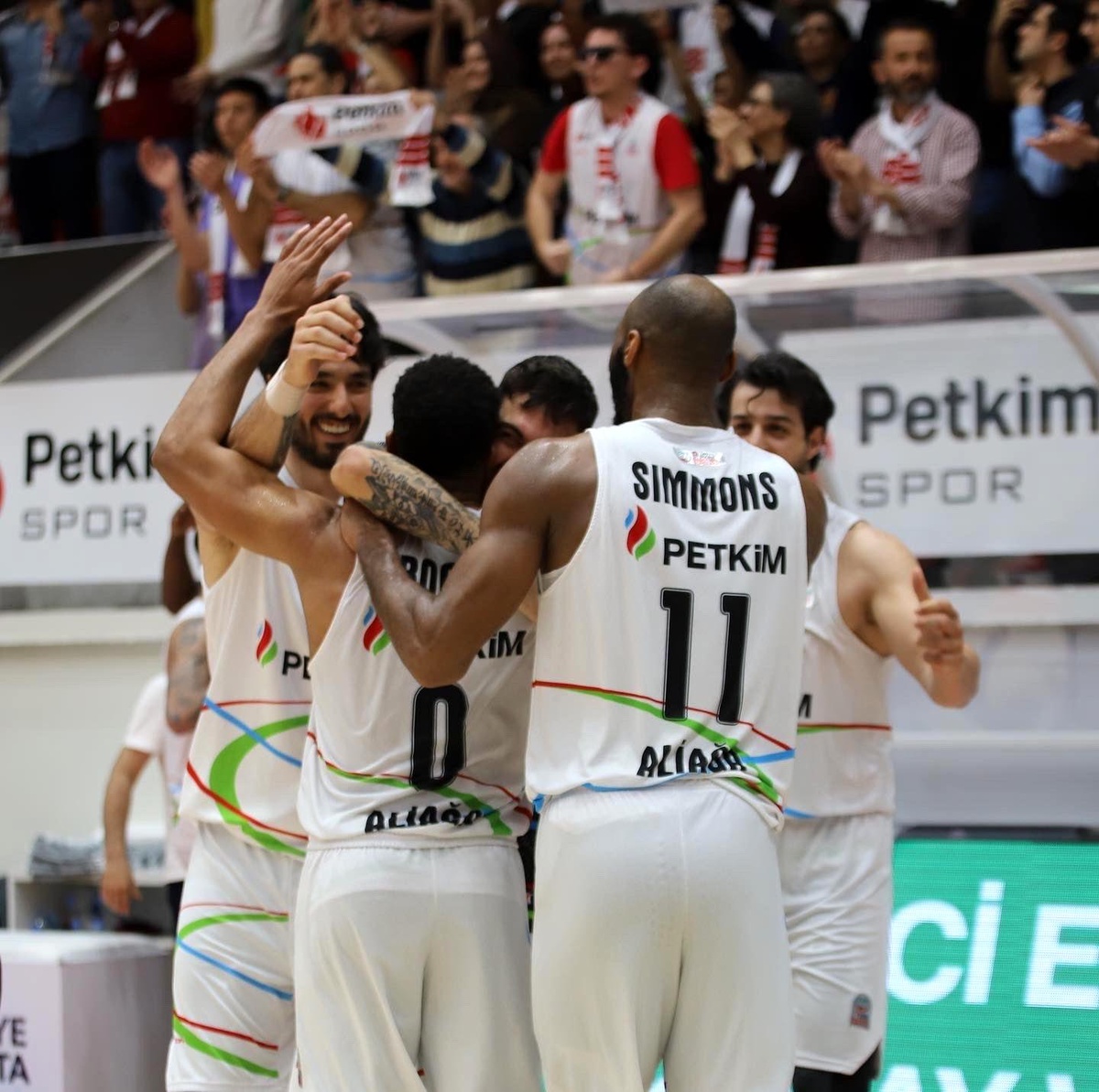 Petkimspor, bu sezon ikinci kez üst üste galibiyet aldı