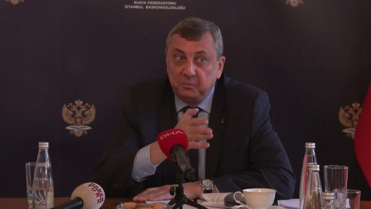 Rusya İstanbul Başkonsolosu Andrey Buravov, dış politika stratejik belgesini tanıttı