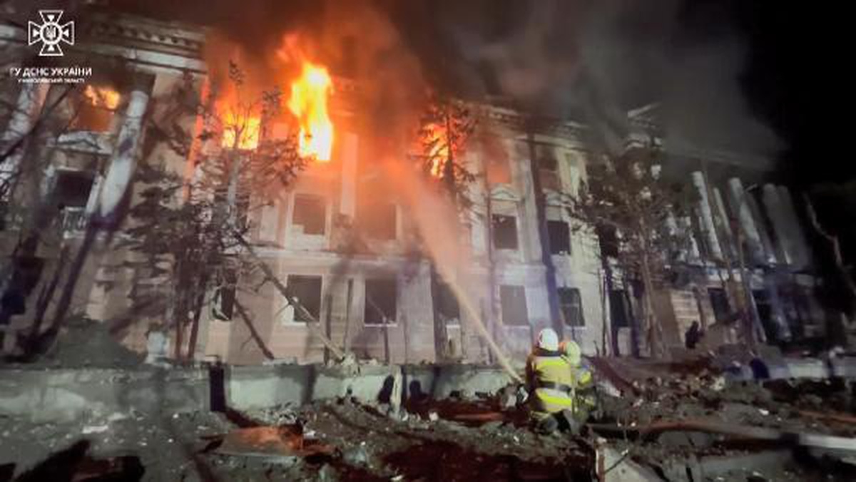 Rusya, Ukrayna\'nın Mıkolayiv kentini vurdu: 1 ölü, 23 yaralı
