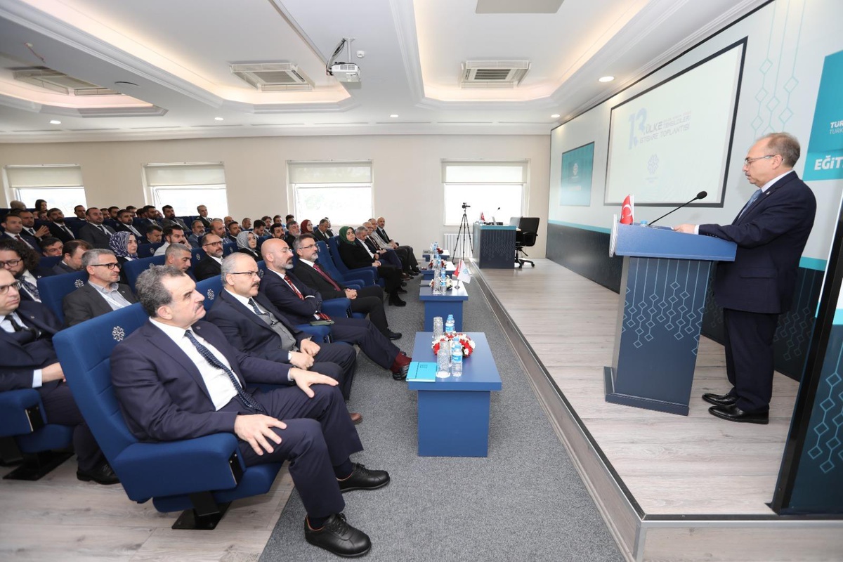 Türkiye Maarif Vakfının 13. Ülke Temsilcileri Toplantısı İstanbul\'da başladı