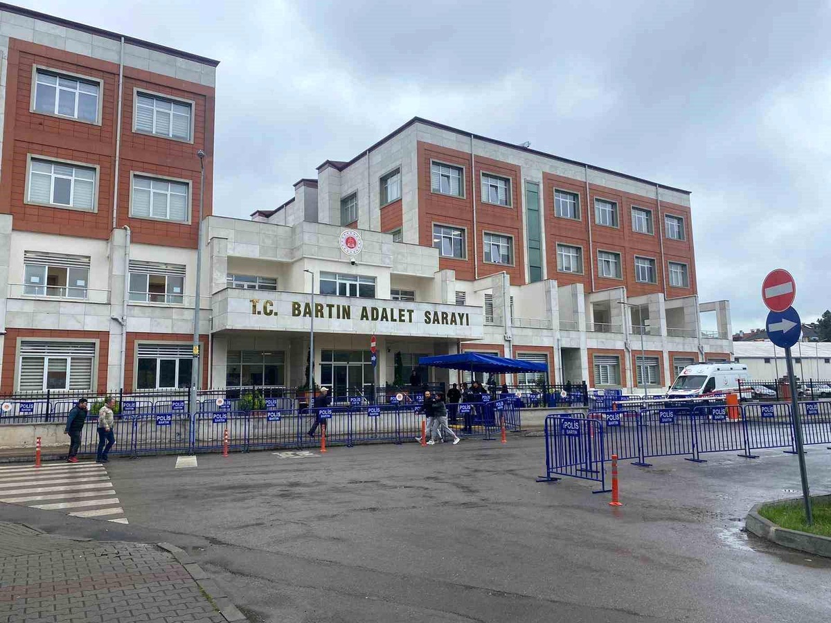 TTK davasında sanık yakınları ile madenci yakınları arasında gerginlik