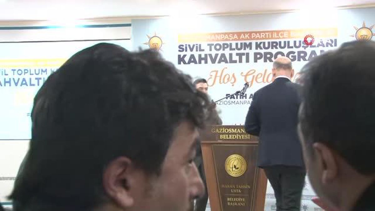Bakan Soylu Gaziosmanpaşa\'da sivil toplum kuruluşu başkanları ile buluştu