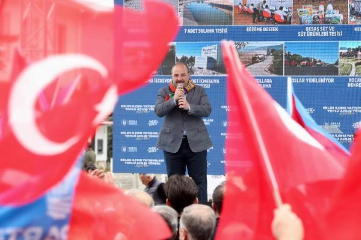 Varank: Karşımızda Türkiye\'den bihaber, dünyadan bihaber muhalefet var