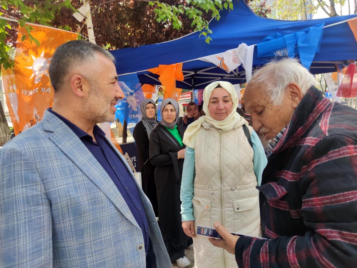 AK Parti Bilecik İl Başkanı Serkan Yıldırım Vatandaşlarla Buluştu