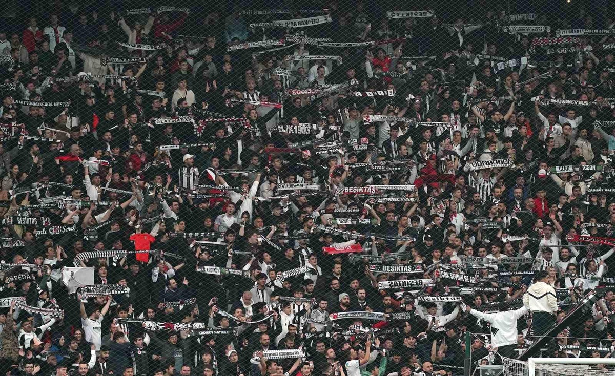 Beşiktaş evinde ilk golü atan taraf olduğu 9 maçı kazandı