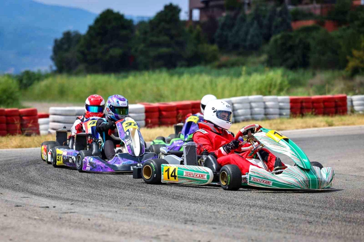 BUMOSK düzenlediği MOTUL Türkiye Karting Şampiyonasının 1. ayak yarışına 72 pilot katılacak