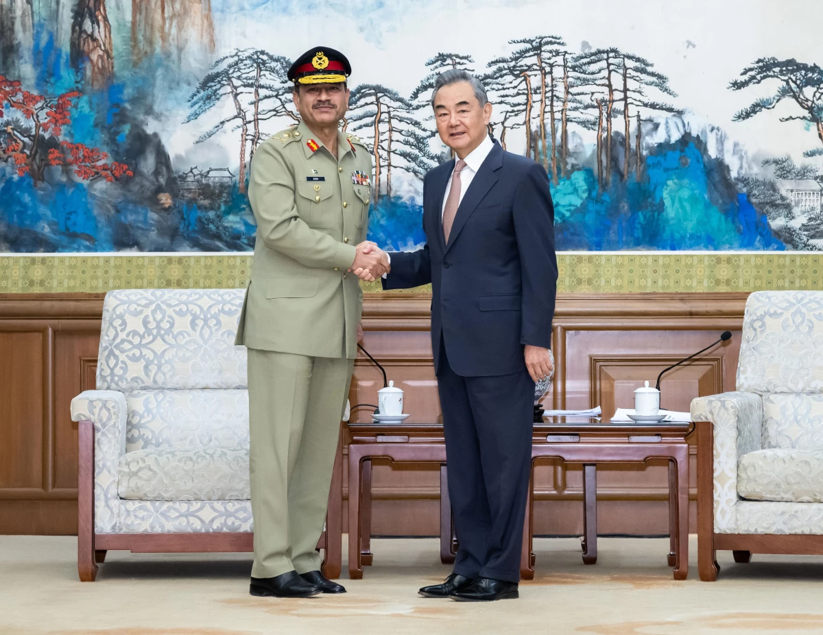 Çin Dışişleri Bakanlığı, Pakistan Genelkurmay Başkanı ile görüşme yaptı