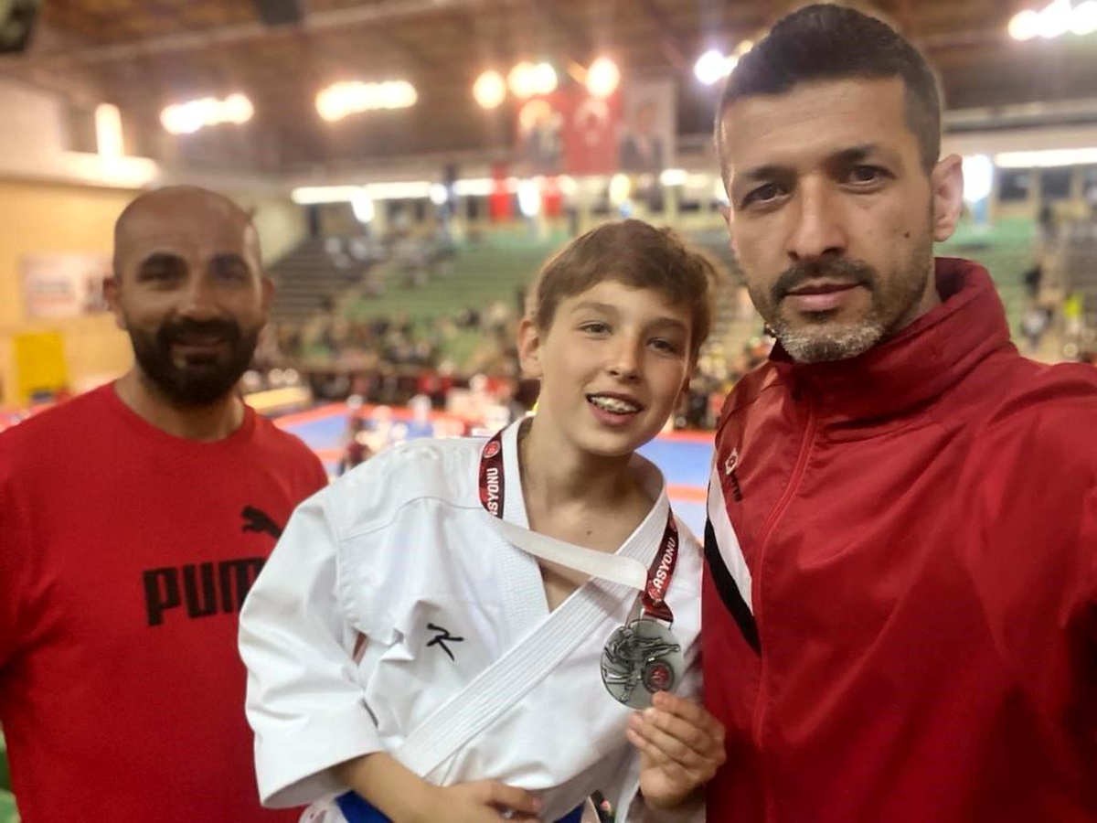 Çocuklar Karate Şampiyonası\'nda Danyal Tufan Baytan Türkiye ikincisi oldu