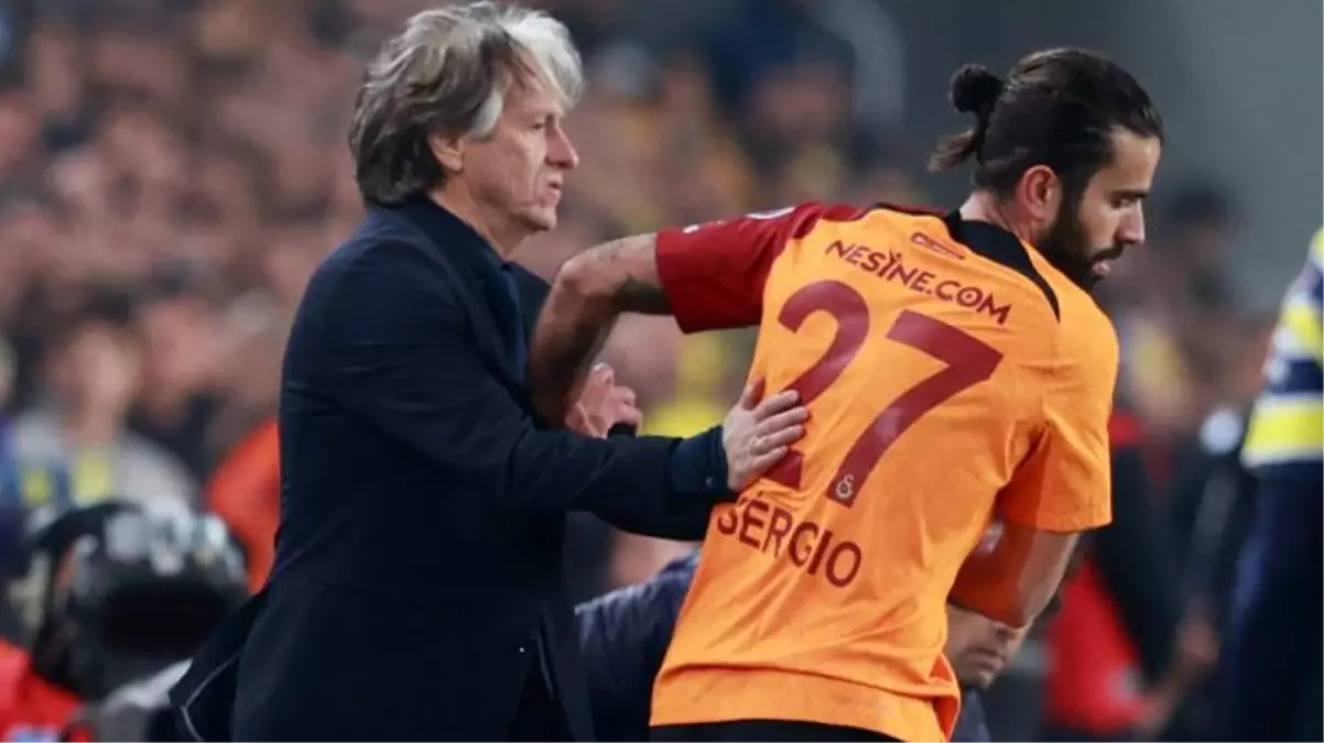 Galatasaray\'ın yıldız futbolcusu Oliveira\'ya, Jorge Jesus\'un tartışma yaratan çıkışı soruldu:Çok iyi oyun oynanıyor