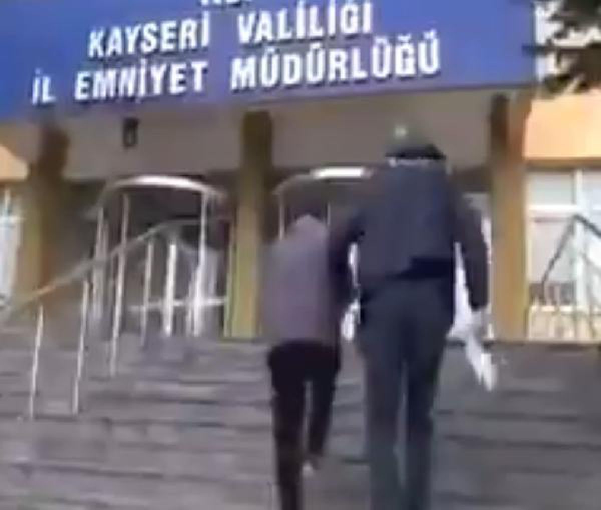 DEAŞ üyelerine yönelik operasyonda 8 kişi gözaltına alındı