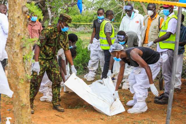 Kenya'da 'Hz. İsa'ya kavuşmak için' aç kalıp ölenlerin sayısı 109'a yükseldi Kenya'da 'Hz. İsa'ya kavuşmak için' aç kalıp ölenlerin sayısı 109'a yükseldi