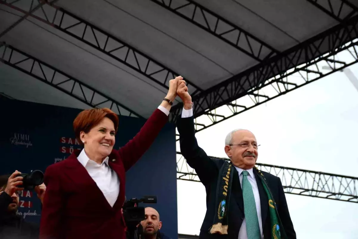 Kılıçdaroğlu ve Akşener Kocaeli\'den hitap etti