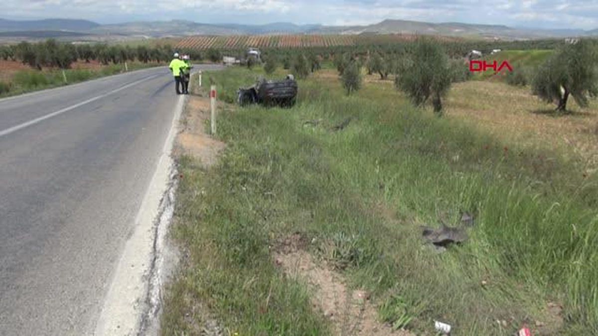Kilis\'te Kontrolden Çıkan Otomobil Devrildi: Sürücü Yaralandı