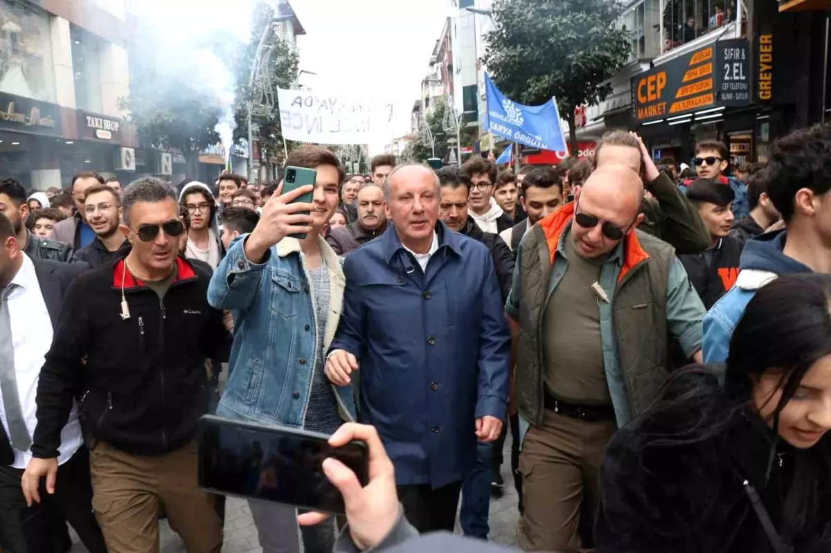 Muharrem İnce, Sakarya\'da gençlere hitap etti