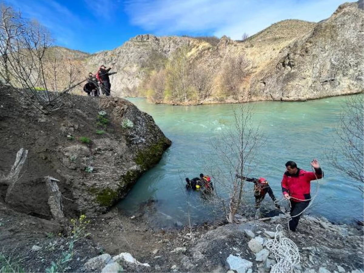 Tunceli\'de kayıp 3 kişi için arama çalışmaları 8. gününde devam ediyor