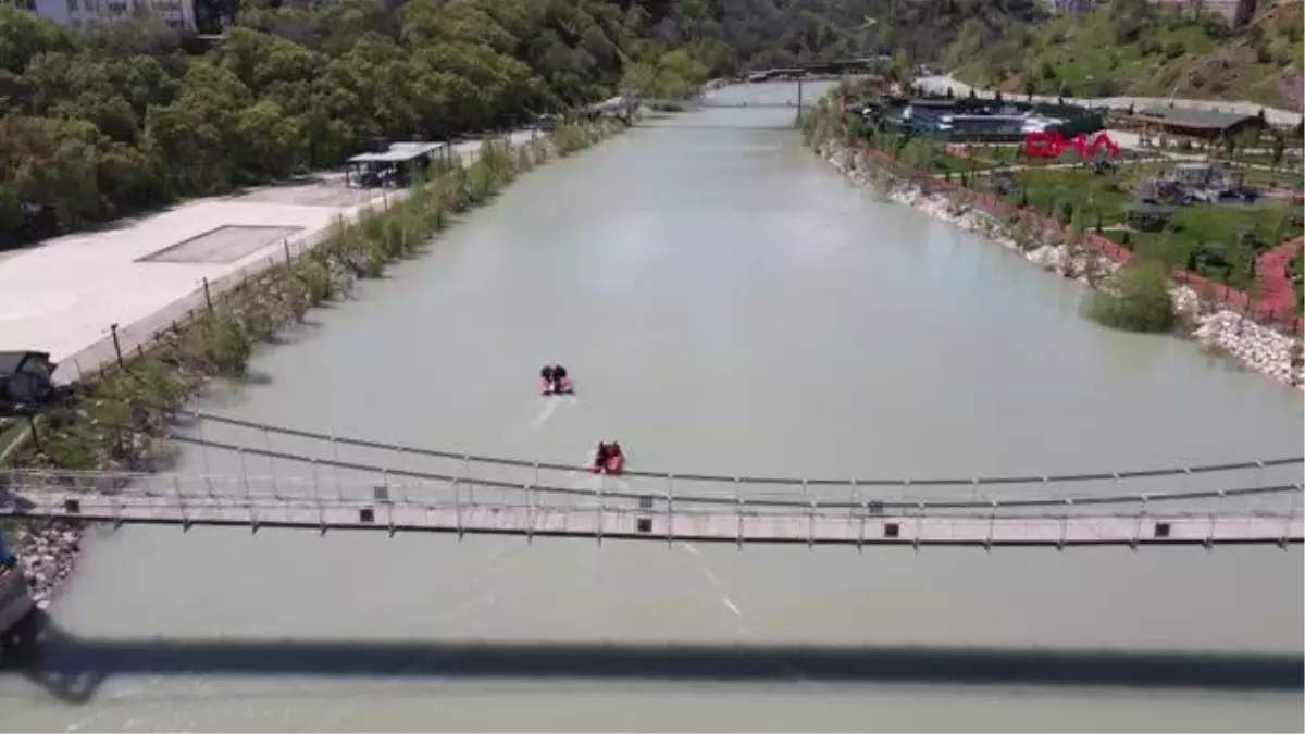 Munzur Çayına uçan otomobildeki kayıp 3 kişi için aramalar 8inci gününde devam ediyor