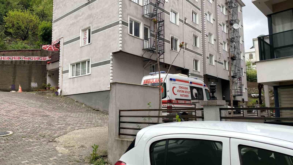 Zonguldak\'ta R.G isimli şahıs M.G\'yi ayağından vurarak yaraladı