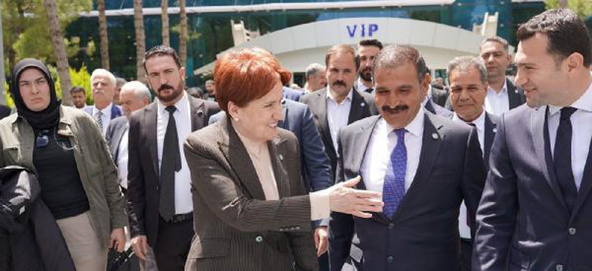 Meral Akşener Bekir Bozdağ\'a tepki gösterdi