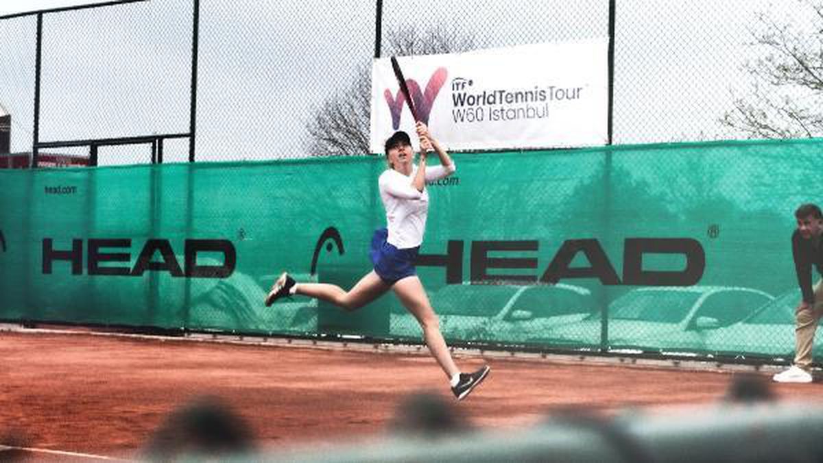 Berfu Cengiz W60 Istanbul 23 April Cup\'ta finale yükseldi