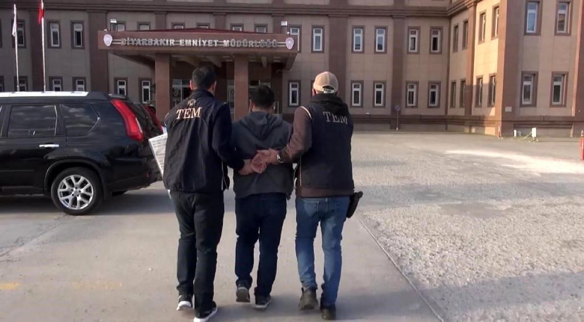 Diyarbakır\'da terör operasyonunda tutuklu sayısı 51\'e yükseldi