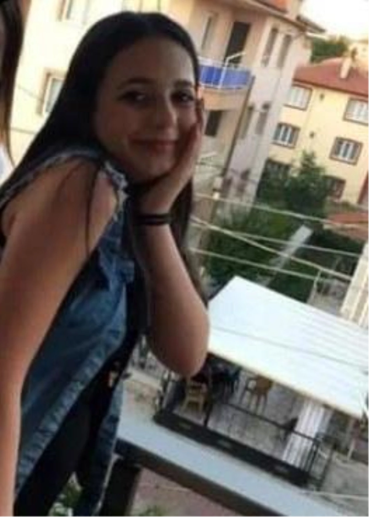 Kütahyada 17 yaşındaki genç kız evinde ölü bulundu