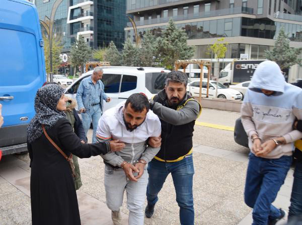 Mobilya ustası başından vuruldu, şüpheliler yakalandı