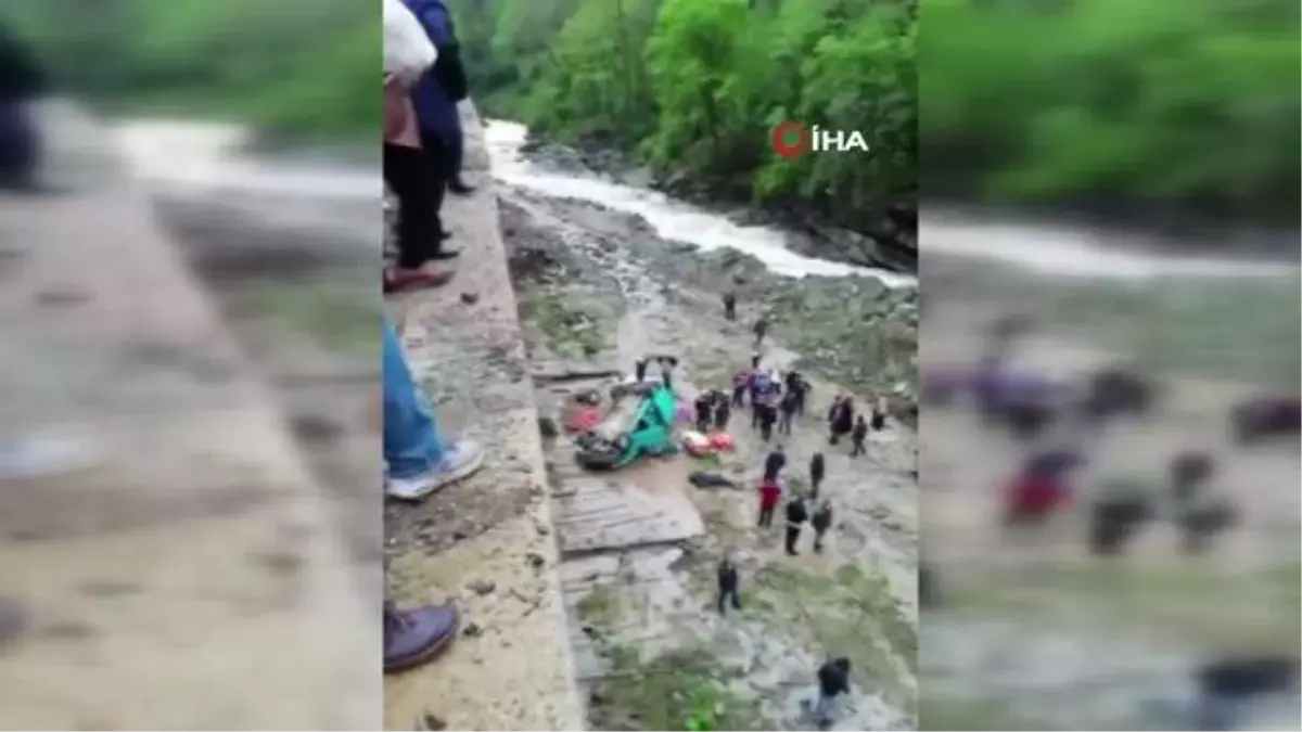 Rizede dereye uçan araçta 4 ölü, 1 ağır yaralı