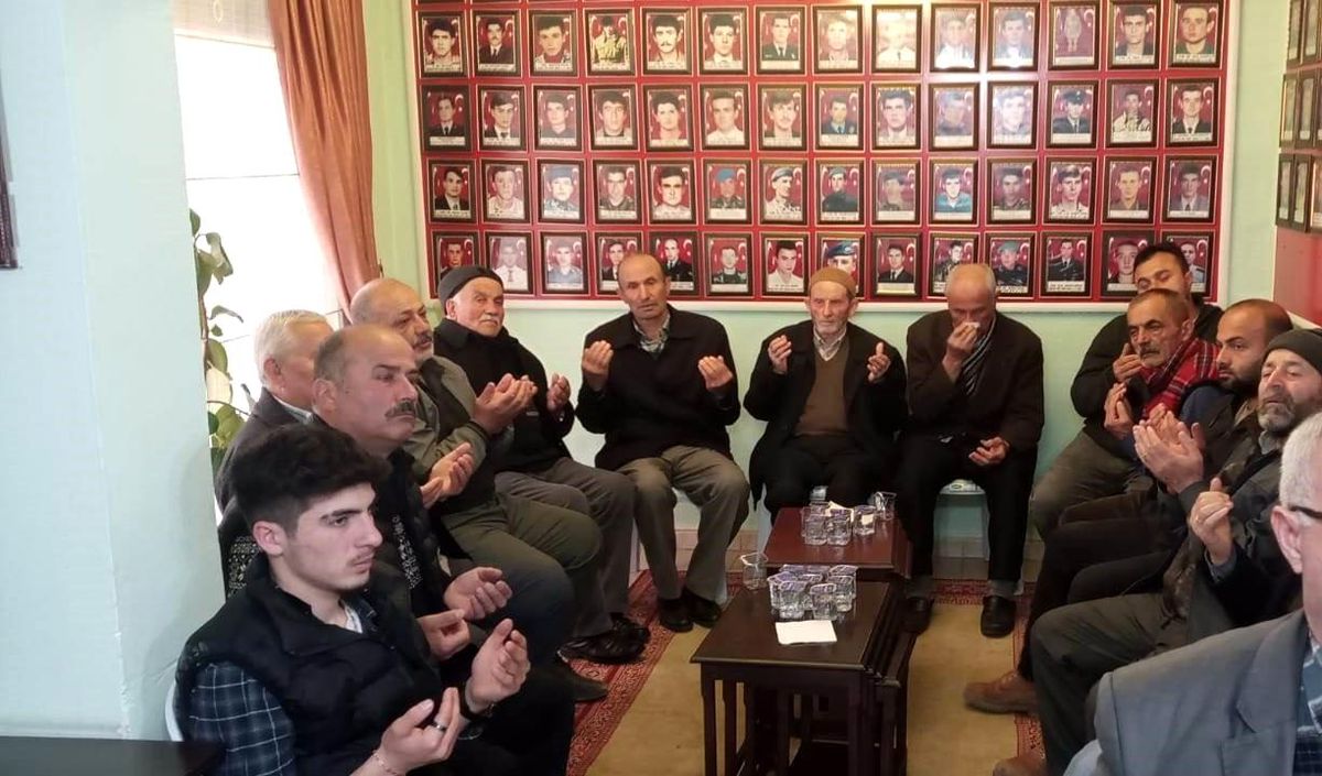 TÜGŞAV Bafra Şubesi Şehitler İçin Mevlit Programı Düzenledi