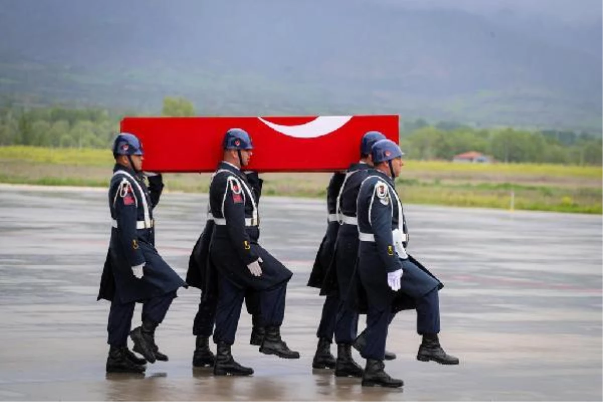 Nusaybin\'de şehit olan Jandarma Astsubay Üstçavuş\'un cenazesi Tokat\'ta defnedilecek