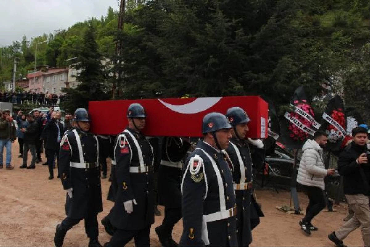 Jandarma Astsubay Üstçavuş Mehmet Gündüz\'ün Cenazesi Son Yolculuğuna Uğurlandı