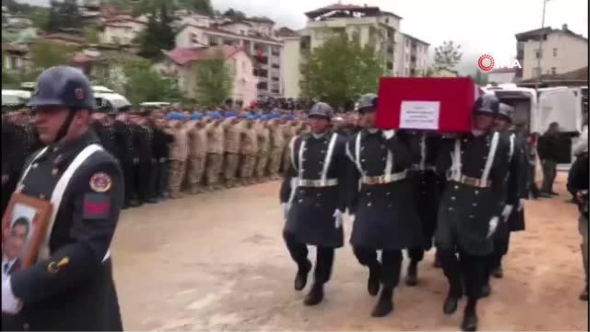 Jandarma Astsubay Üstçavuş Mehmet Gündüz son yolculuğuna uğurlandı