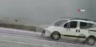 Sivas'ta dolu yağışı kazaya neden oldu
