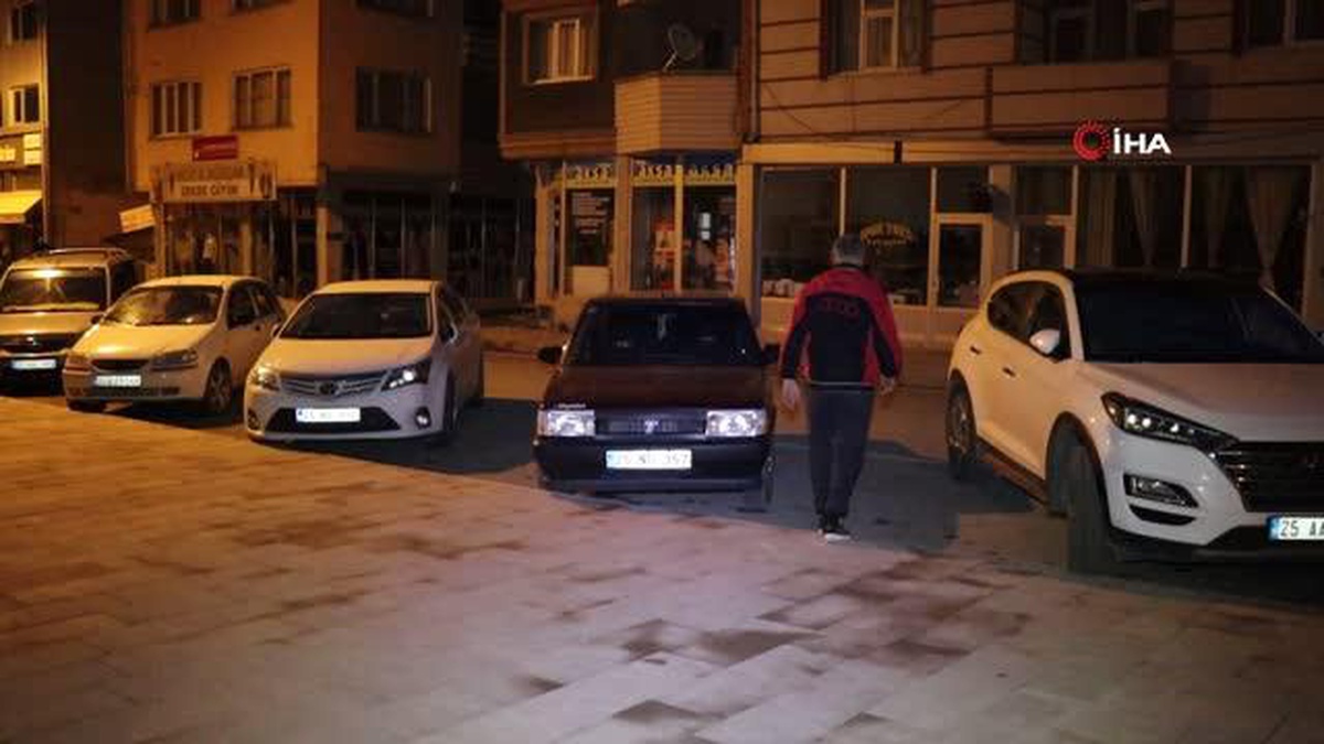 Oltulu Adil Çimen 35 yıldır hayvan pazarında Oltu Cağ kebabı yapıyor
