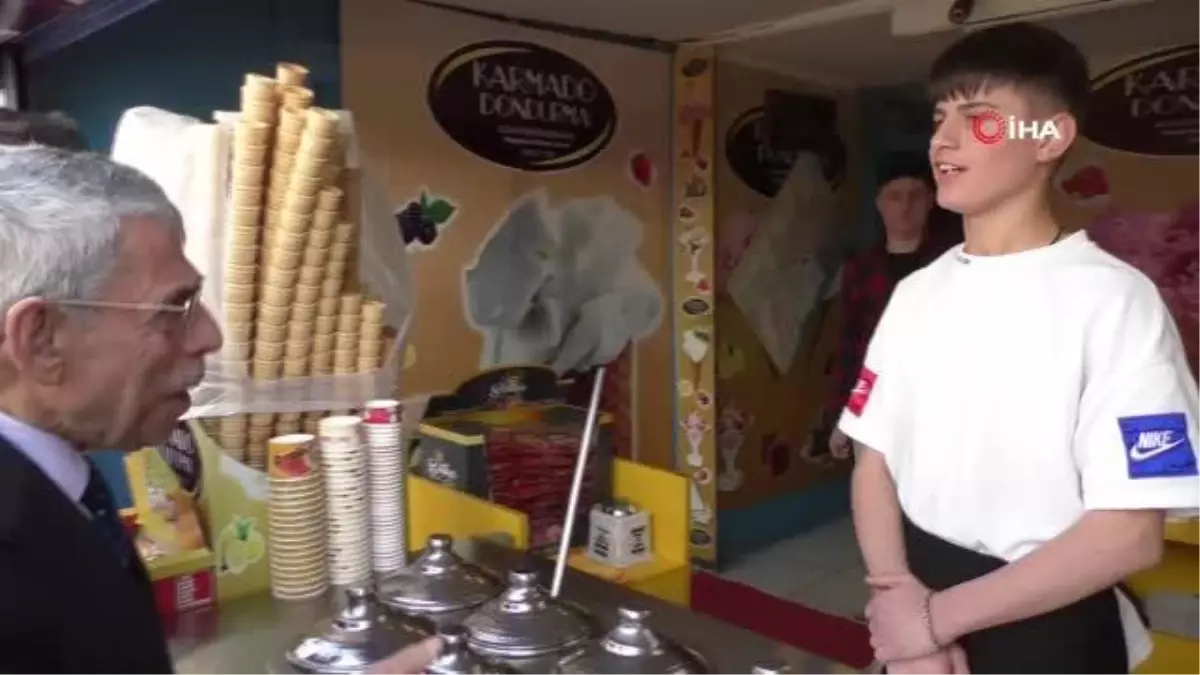 En yaşlı milletvekili adayı Cemal Toptancı seçmenle buluşuyor