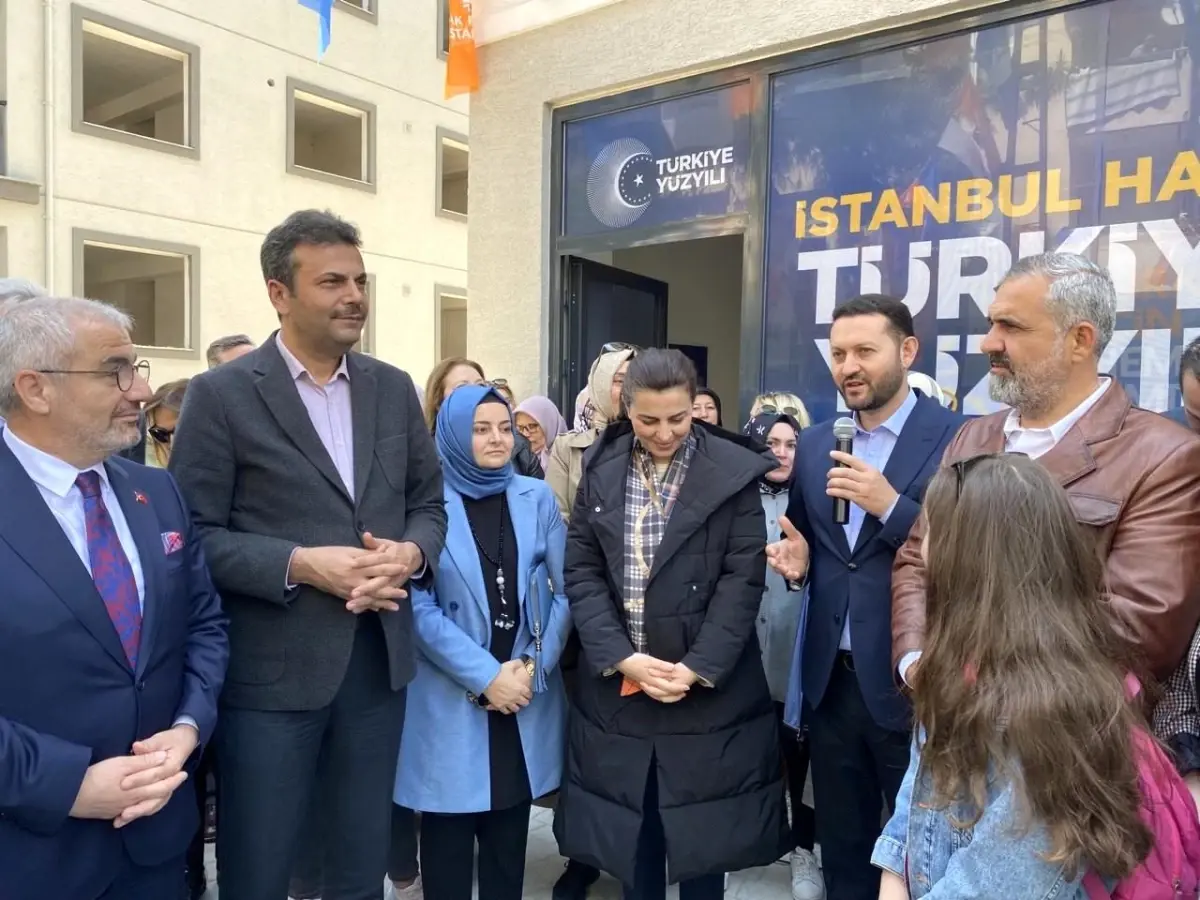 AK Parti İstanbul Milletvekili Adayları Maltepede İrtibat Bürosu Açtı