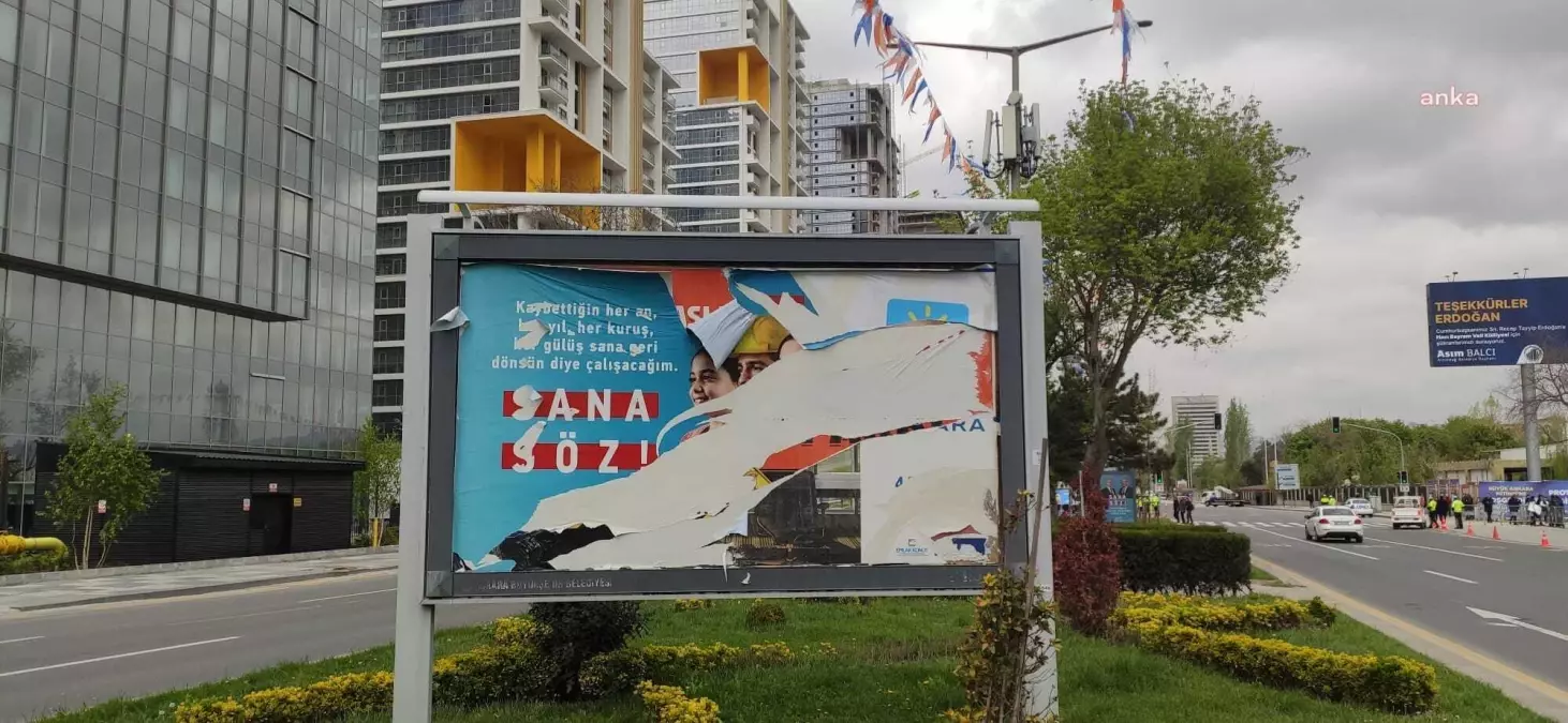 AKP mitingi öncesi CHP ve İYİ Parti afişleri yırtıldı