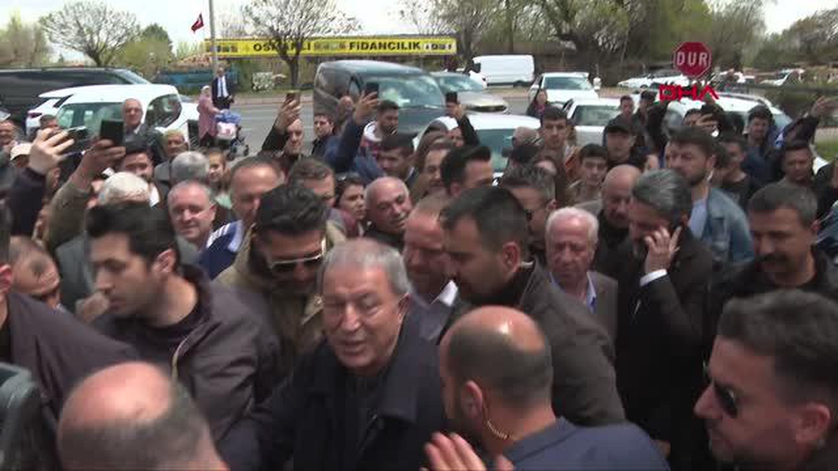 Milli Savunma Bakanı Hulusi Akar: Milletimizin Ferasetine Güvenimiz Tam